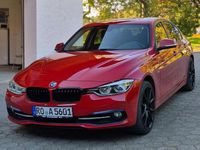 Gebraucht BMW 330 Sport Line 252 PS (185 kW) 2016 Rot Limousine