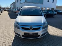 Gebraucht Opel Zafira 110 PS (80 kW) 2008 Silber Van / Kleinbus