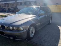 Gebraucht BMW 525 Lifestyle 192 PS (141 kW) 2002 Grau Kombi