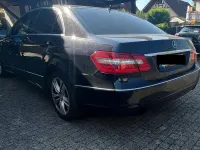 Gebraucht Mercedes E300 204 PS (150 kW) 2010 Blau Limousine