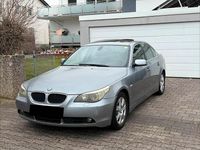 Gebraucht BMW 530 231 PS (169 kW) 2003 Grau Limousine