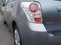 Gebraucht Toyota Verso Multidrive S 147 PS (108 kW) 2011 Grau Van / Kleinbus