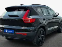Gebraucht Volvo XC40 Plus 163 PS (119 kW) 2025 Onyx schwarzmetallic SUV