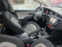 Gebraucht Kia Ceed 128 PS (94 kW) 2015 Weiß Kleinwagen