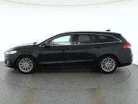 Gebraucht Ford Mondeo Titanium 190 PS (139 kW) 2022 Schwarz Kombi