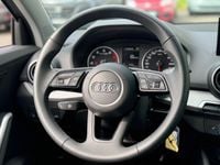 Gebraucht Audi Q2 S-Line 150 PS (110 kW) 2024 Grau SUV