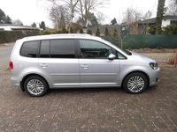 Gebraucht VW Touran Cup 140 PS (102 kW) 2015 Silber Van / Kleinbus
