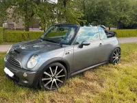 Usata Mini Cooper S Cabriolet 170 CV (125 kW) 2005 Argento Cabrio