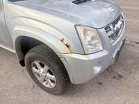 Gebraucht Isuzu D-Max 136 PS (100 kW) 2009 Silber Abholung