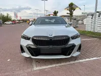 Gebraucht BMW 520 M Sport 208 PS (152 kW) 2025 Grau Limousine