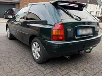 Gebraucht Mazda 323 88 PS (64 kW) 1999 Grün Kleinwagen