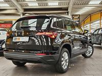 Neu Skoda Karoq 150 PS (110 kW) 2025 Silber SUV