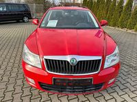Gebraucht Skoda Octavia Elegance 105 PS (77 kW) 2010 Rot Kombi