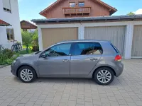 Gebraucht VW Golf VI Style 105 PS (77 kW) 2011 Grau Kleinwagen