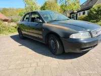 Second-hand Audi A4 150 CP (110 kW) 1994 Negru Berlinǎ