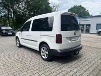Gebraucht VW Caddy Trendline 125 PS (91 kW) 2018 Candyweiss Van / Kleinbus