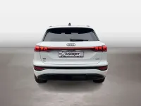Gebraucht Audi e-tron S-Line 284 kW (387 PS) 2026 Gletscherweiß metallic SUV