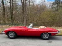 Käytetty Jaguar E-Type 265 HP (194 kW) 1966 Punainen Avoauto