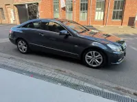 Gebraucht Mercedes E220 170 PS (125 kW) 2011 Grau Coupé