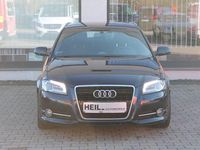 Gebraucht Audi A3 Ambiente 105 PS (77 kW) 2011 Blau Kleinwagen