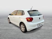Gebraucht VW Polo Comfortline 95 PS (69 kW) 2021 Weiß Limousine