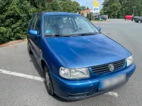 Gebraucht VW Polo 60 PS (44 kW) 1999 Blau Kleinwagen