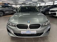 Gebraucht BMW 320 190 PS (139 kW) 2023 Grau Kombi
