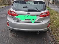 Gebraucht Ford Fiesta 101 PS (74 kW) 2018 Silber Kleinwagen