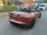 Gebraucht Jaguar F-Type SVR 575 PS (422 kW) 2019 Gold Cabrio