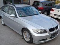 Gebraucht BMW 318 122 PS (89 kW) 2007 Silber Kombi