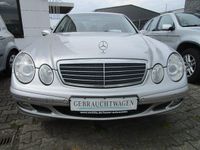 Gebraucht Mercedes E240 Classic 177 PS (130 kW) 2004 Silber metallic Limousine