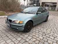 Gebraucht BMW 320 150 PS (110 kW) 2004 Grün Limousine