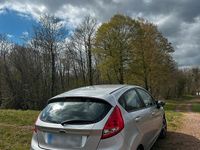 Gebraucht Ford Fiesta Titanium 82 PS (60 kW) 2011 Grau Kleinwagen