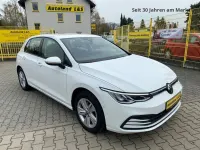 Gebraucht VW Golf VIII Life 116 PS (85 kW) 2022 Pure white Limousine