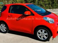 Gebraucht Toyota iQ 68 PS (50 kW) 2010 Rot Kleinwagen