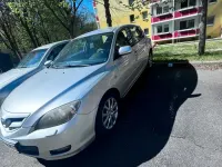 Używany Mazda 3 105 KM (77 kW) 2009 Srebrny Sedan/Limuzyna