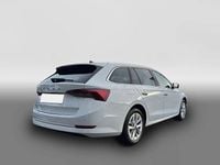 Usata Skoda Octavia 150 CV (110 kW) 2024 Bianco Station wagon