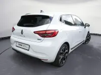 Gebraucht Renault Clio V Techno 143 PS (105 kW) 2022 Weiß Limousine
