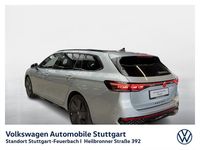 Gebraucht VW Passat R-line 193 PS (141 kW) 2026 Oyster silver metallic Kombi