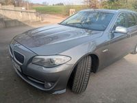 Gebraucht BMW 520 184 PS (135 kW) 2013 Grau Kombi