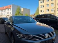 Gebraucht VW Passat Comfortline 179 PS (131 kW) 2015 Grau Limousine