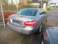 Gebraucht Mercedes E250 Avantgarde 204 PS (150 kW) 2009 Braun Limousine