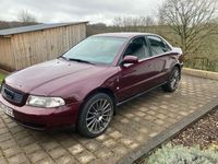 Gebraucht Audi A4 150 PS (110 kW) 1996 Rot Limousine
