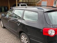 Gebraucht VW Passat 105 PS (77 kW) 2008 Schwarz Kombi