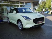 Neu Suzuki Swift Club 83 PS (61 kW) 2025 Burning red Kleinwagen