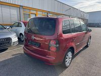 Gebraucht VW Touran Freestyle 140 PS (102 kW) 2010 Rot Van / Kleinbus