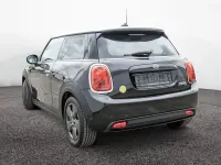Gebraucht Mini Cooper SE Essential 135 kW (184 PS) 2023 Schwarz Kleinwagen