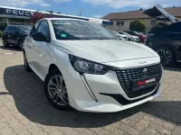 Gebraucht Peugeot 208 Active 75 PS (55 kW) 2022 Weiß (metallic) Kleinwagen
