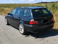Gebraucht BMW 325 192 PS (141 kW) 2001 Blau Kombi