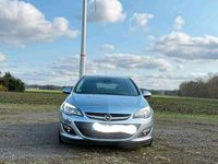 Gebraucht Opel Astra Edition 140 PS (102 kW) 2013 Grau Limousine